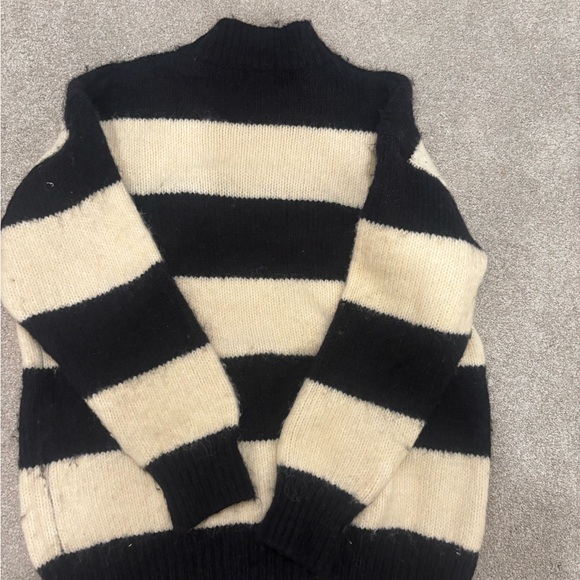 Striped sweater - Picture 3 of 3